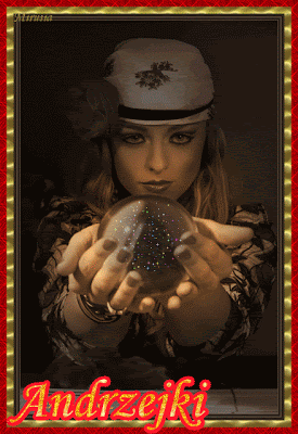 Kobieta trzymająca magiczną kulę